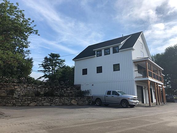 Side view of the Barn unit