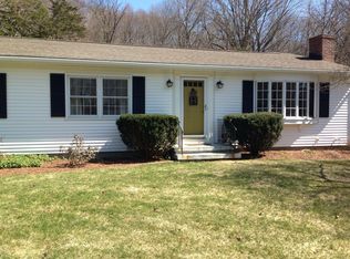 27 Ridgewood Rd, Woodbury, CT 06798