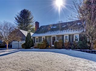 34 Stardust Dr, Enfield, CT 06082