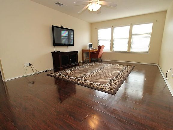 4th image of 12316 Ocean Spray Dr