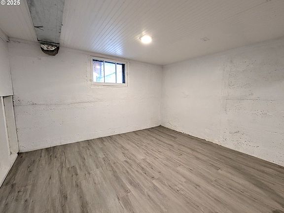 4th image of 308 Adams Ave