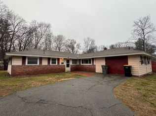 40 Karen Rd, Framingham, MA 01701