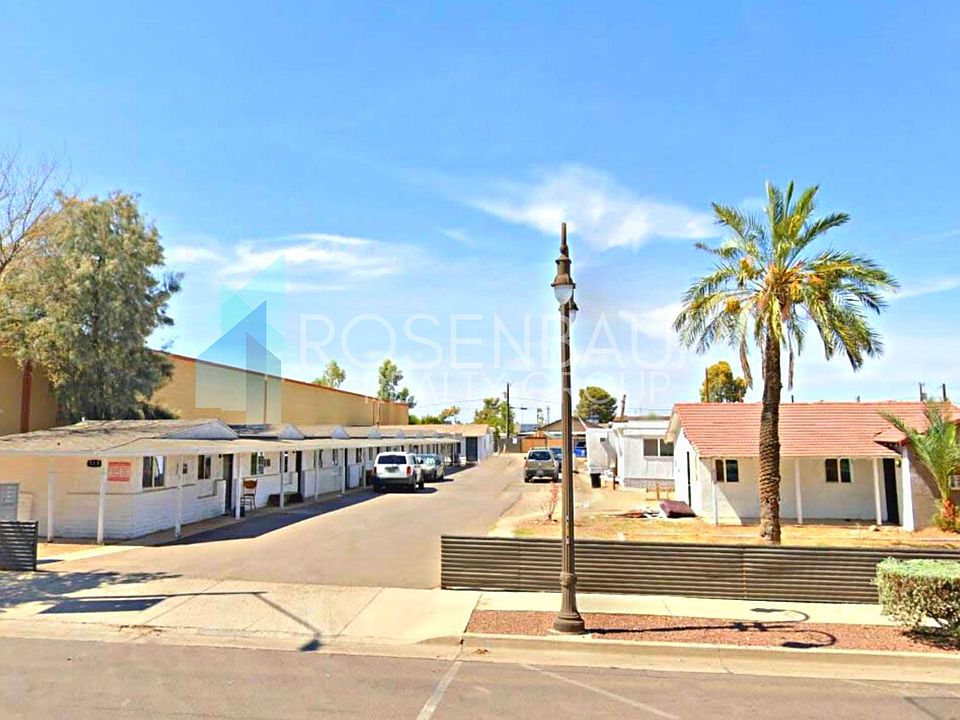 2nd image of 518 E Western Ave Lot 1
