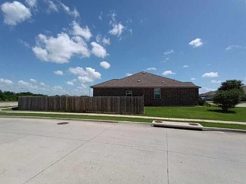 3rd image of 4101 Great Belt Dr