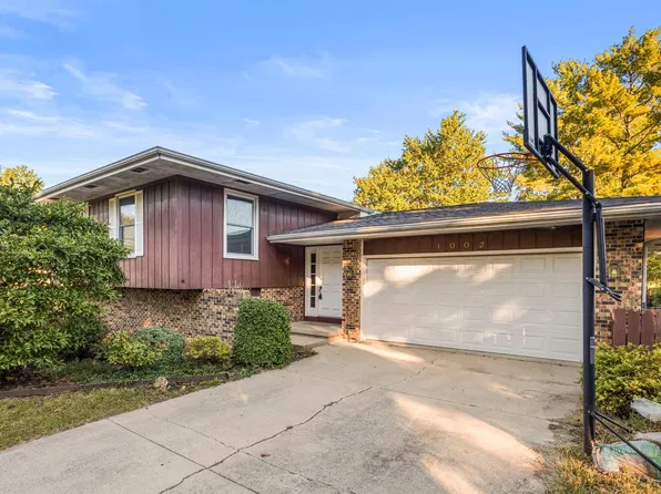 1002 Shurts St, Urbana, IL 61801