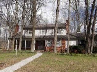47020 Beechcrest Dr, Plymouth, MI 48170