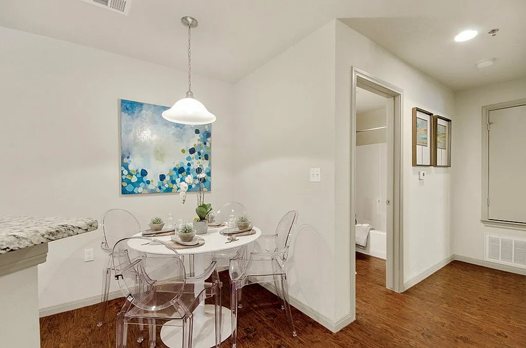 Tinsley Place — Photo 4