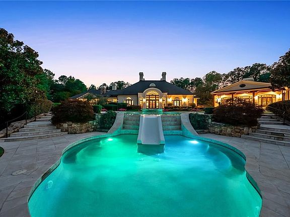 5th image of 811 Hawks Nest Ct