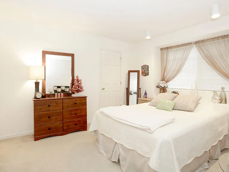Prospect Pointe — Photo 24