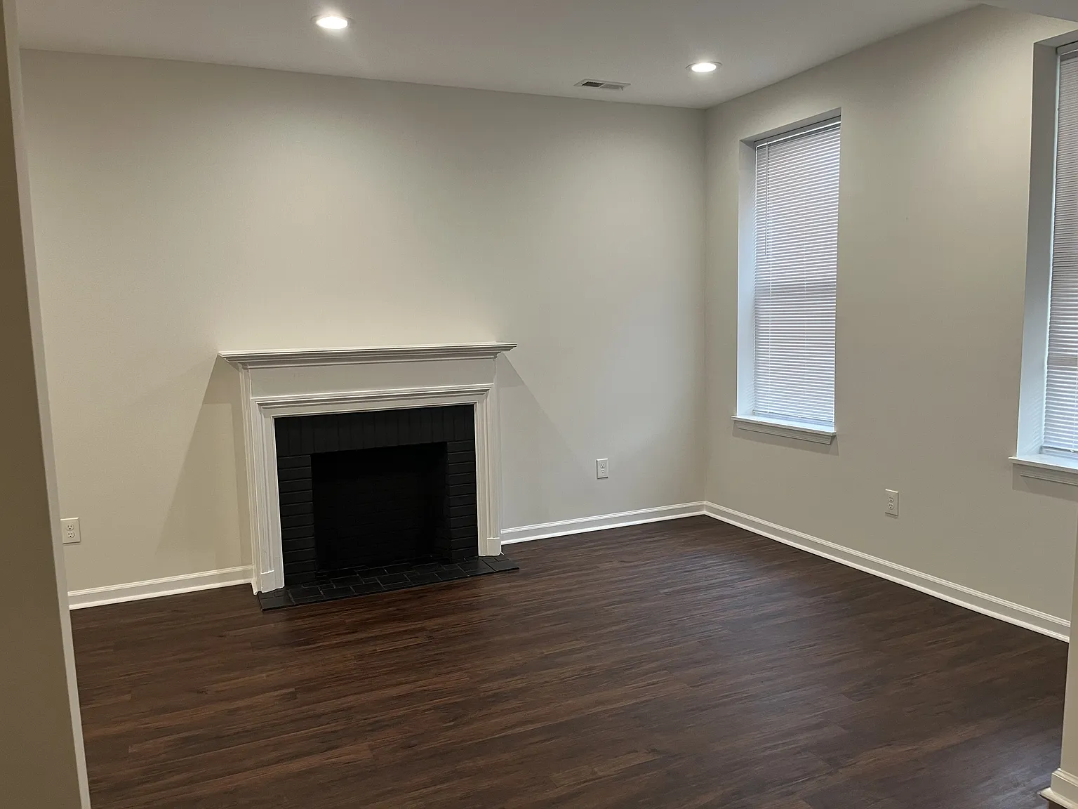 304 Lyndhurst Street - 1 — Photo 3