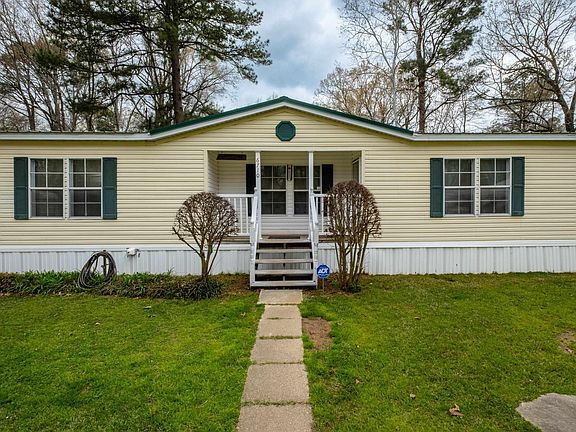 3rd image of 6700 Forrest Oak Dr