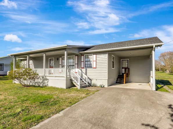 154 S Emerald Dr, Cohutta, GA 30710