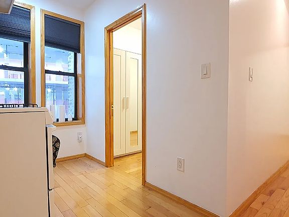 2nd image of 224 Metropolitan Ave #7A