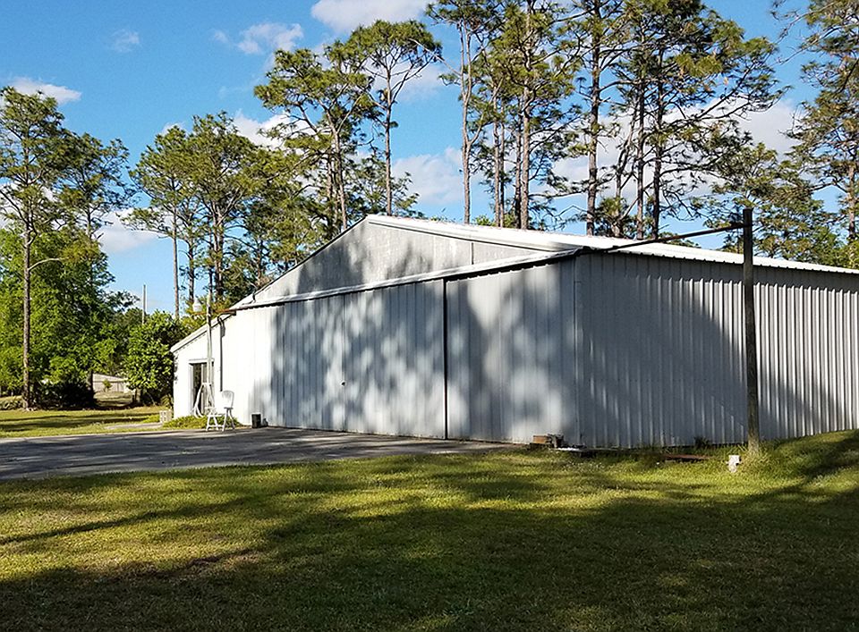 Hangar view from Taxiway