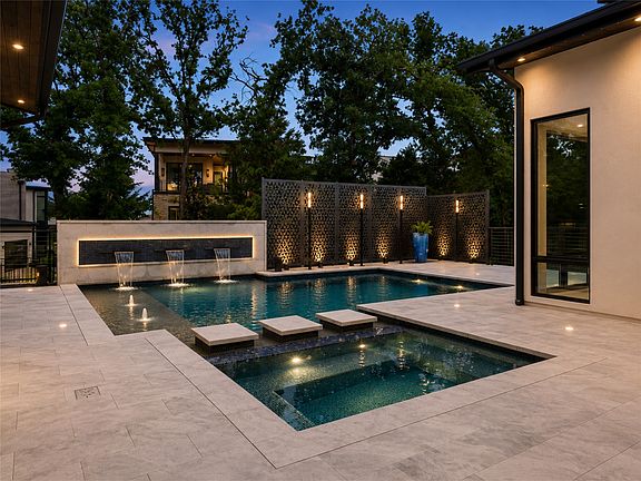 5th image of 2104 Ainsley Ct