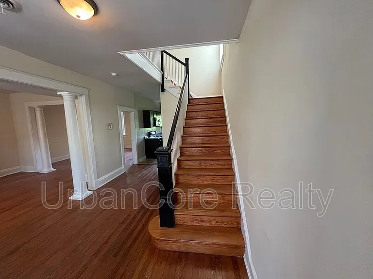709 N 35th St — Photo 4