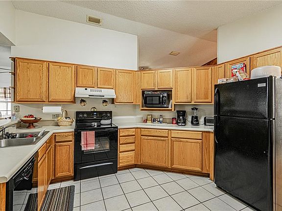 4th image of 1514 Diehl Dr