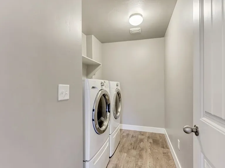 5252 W Armada Way — Photo 16