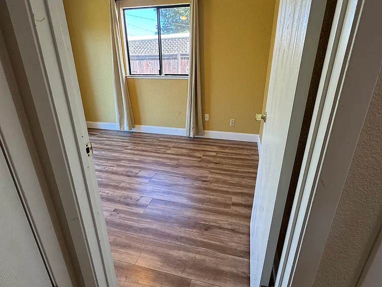 4901 11th Ave — Photo 14