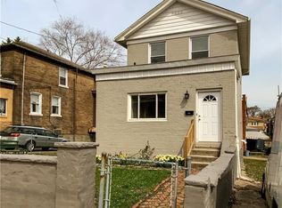 945 Greenfield Ave, Pittsburgh, PA