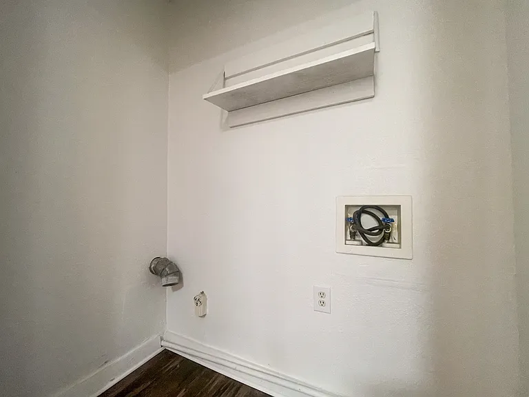433 W Panther Way — Photo 10