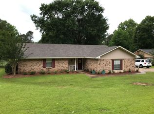 1111 River Bend Rd, Vicksburg, MS 39183