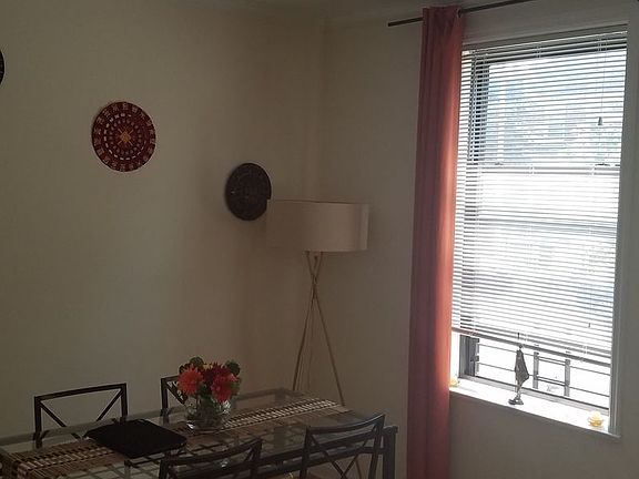 2nd image of 2218 42nd St APT A1