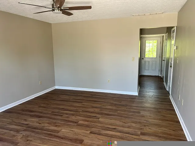 124 Jason Cir — Photo 6