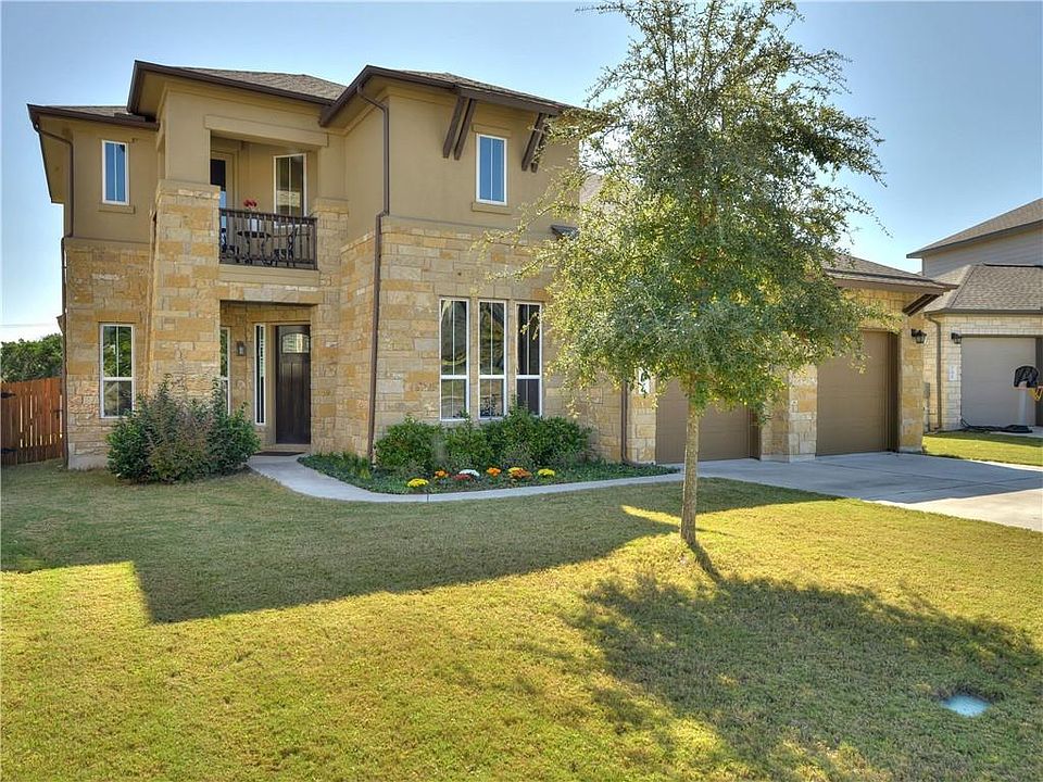 1st image of 703 Dry Gulch Bnd
