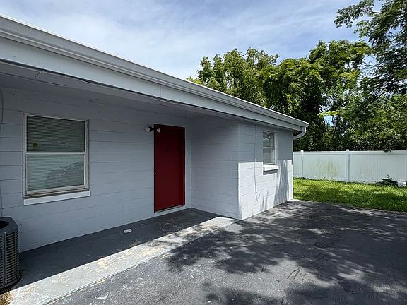 2nd image of 150 North St #8