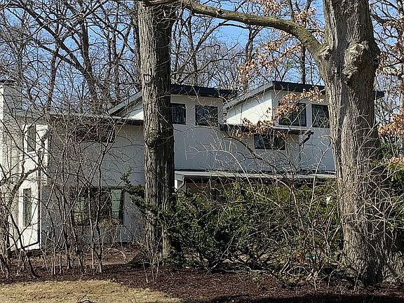2nd image of 1310 Glendaloch Cir