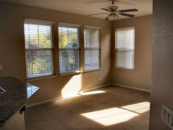 5th image of 857 Walden Ct