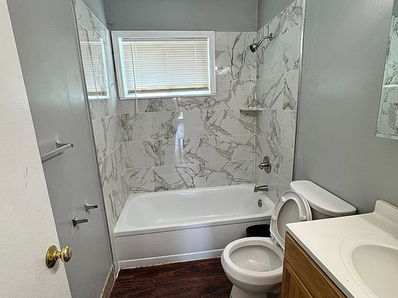 5th image of 8232 Edward Ave