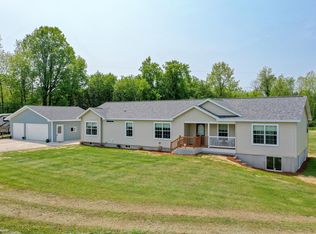 N2719 Long Ln, Weyauwega, WI 54983