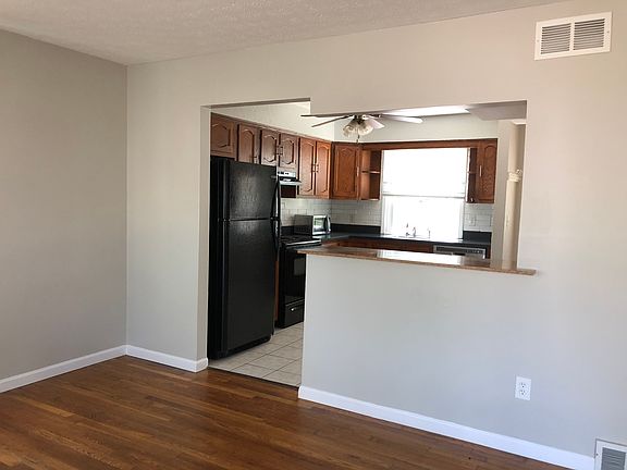 2nd image of 13603 Kirton Ave
