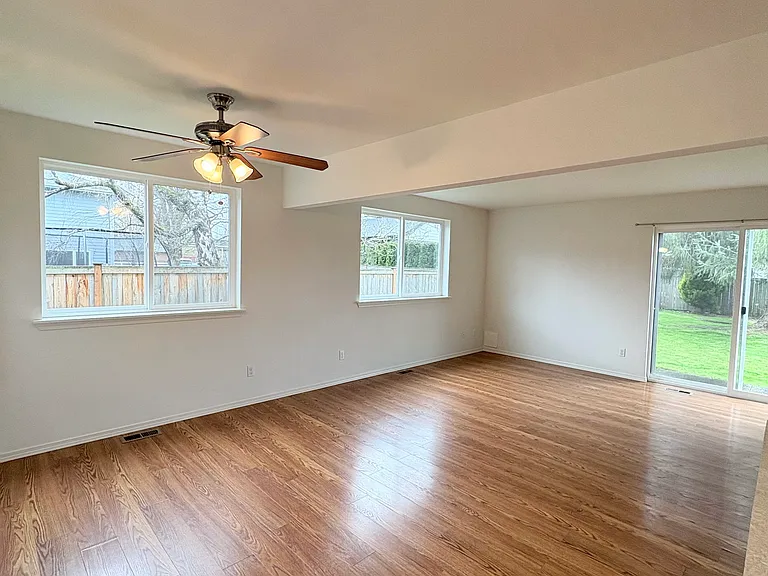 1540 Florence St — Photo 5