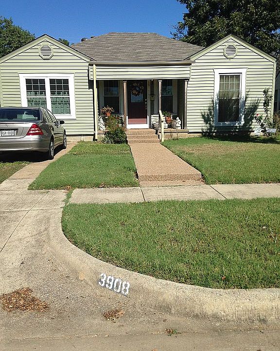 2nd image of 3908 Calmont Ave