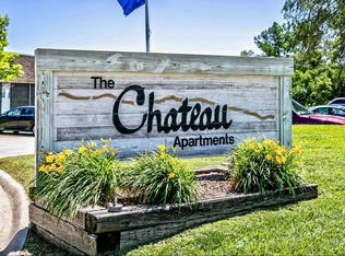 Chateau Bellevue, Bellevue, NE 68005