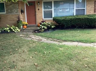 5563 Fair Valley Rd, Dayton, OH 45414