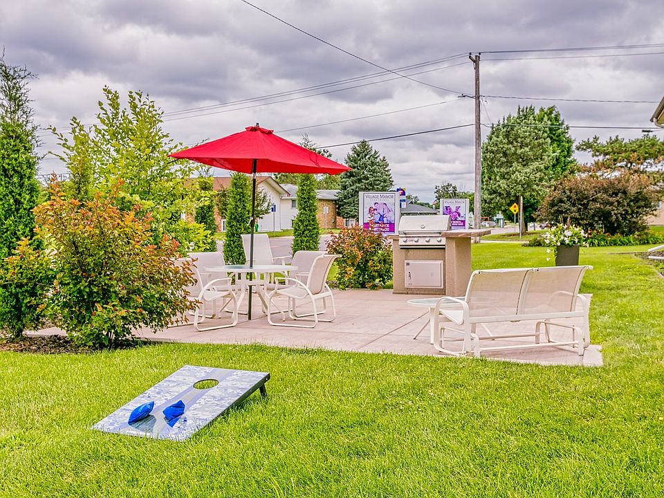 Village Manor Apartments 2327 11th Ave E North Saint Paul, MN Zillow