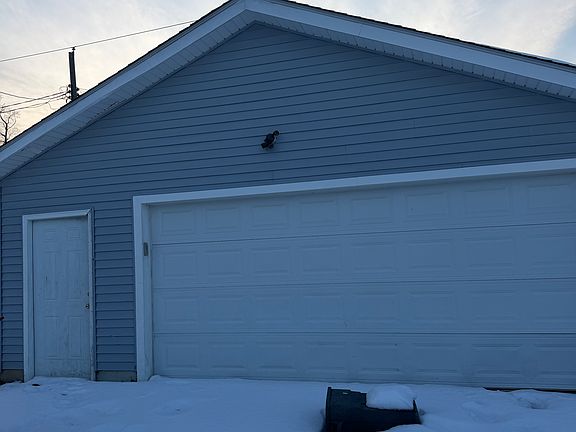 2nd image of 1136 Orchard Heights Dr