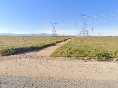Avenue #I9, Lancaster, CA, 93536