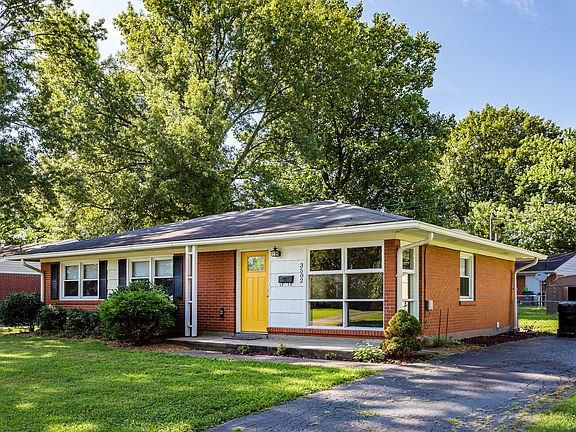 3rd image of 3502 Terrier Ln