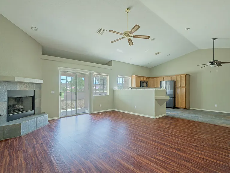 2980 Camino Del Rio — Photo 2