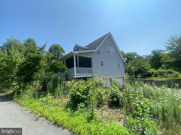 3rd image of 850 Arthursville Rd