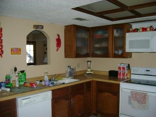 4th image of 2803 WOODLINE DR