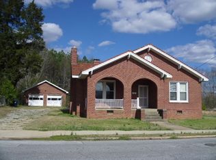 217 Duke St, Ninety Six, SC 29666