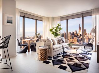 913 W Van Buren St #2108, Chicago, IL 60607