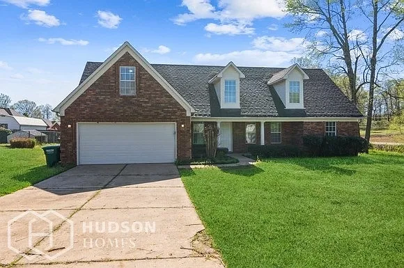 24 Brittany Ln