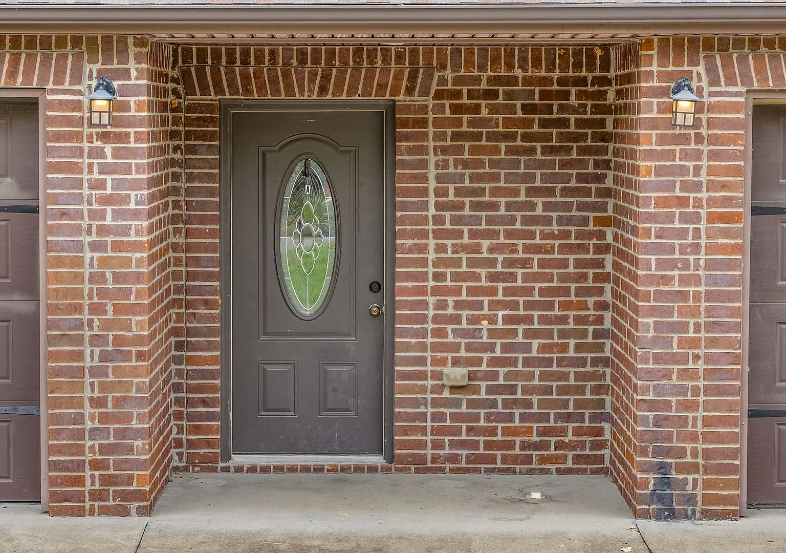 754 Robb Avenue — Photo 2